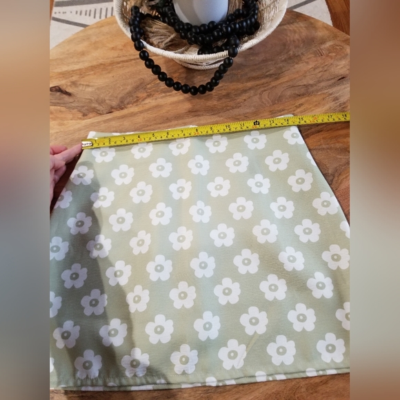 SHEIN skirt- NWOT- 6 - Picture 8 of 8